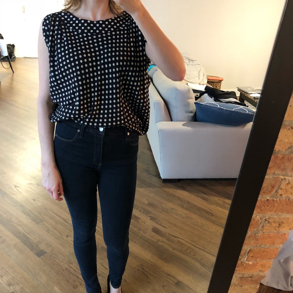 Akira Top
